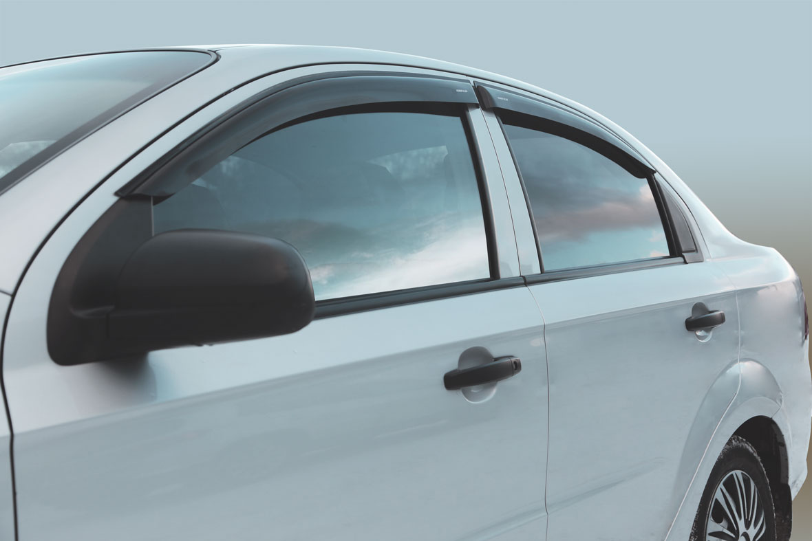 Дефлекторы на боковые стекла Chevrolet Aveo 2006-2010 накладные 4 шт. Corsar ДЕФ00391