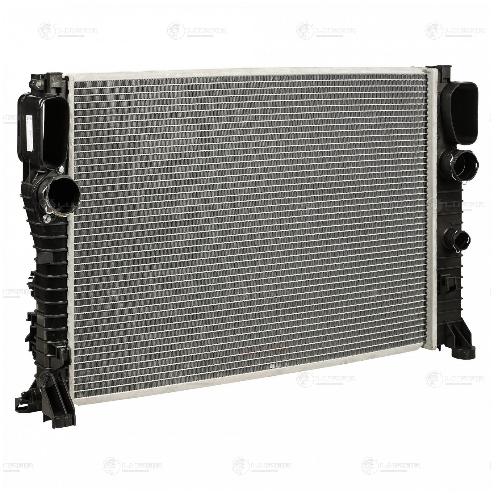 Радиатор охлаждения для а/м Mercedes E W211 02- 1.8i/3.5i/5.0i/2.1D/2.7D Luzar